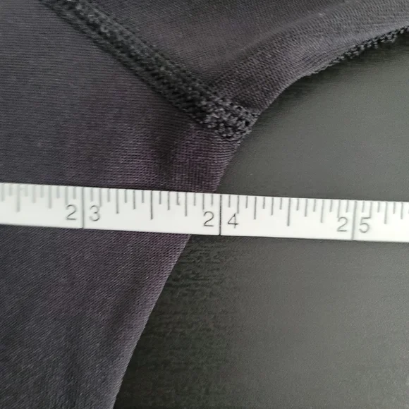 Polartec long sleeve undershirt w/thumbholes size L - Picture 8 of 8